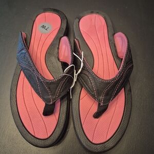 Khombu Pink and Black Flip Flops